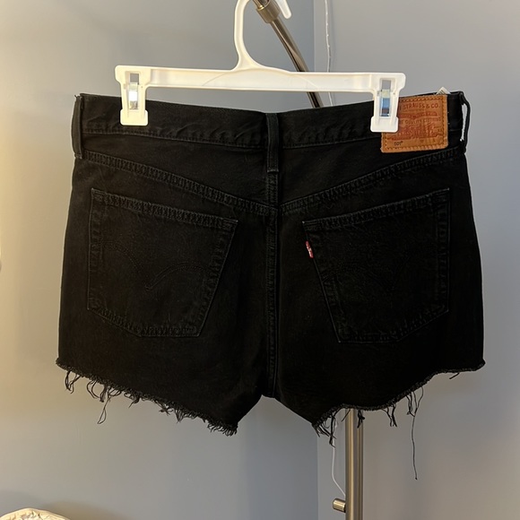 Never worn Levis 501 high waisted black button up denim shorts - Picture 2 of 7